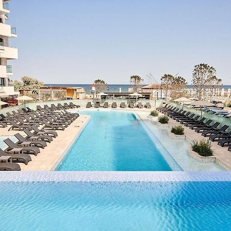 Sea La Vie Apt 240 In Infinity Beach Resort - Parking Mamaia Exterior photo